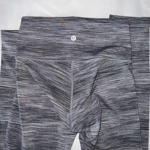 Lululemon wunder under luxtreme fabric